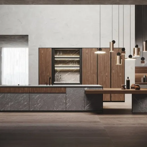 Cucina Design con isola in legno di Abete Nero e gres finitura marble grey e colonne in laccato metal Bluna Metal di Binova