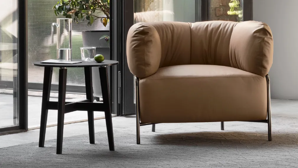 Tavolino rotondo in legno Abrey 01 di Calligaris