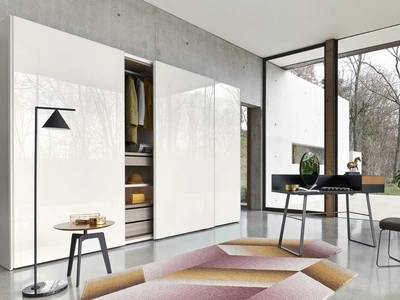 Armadio Breccia Scorrevole in laccato lucido di Sangiacomo