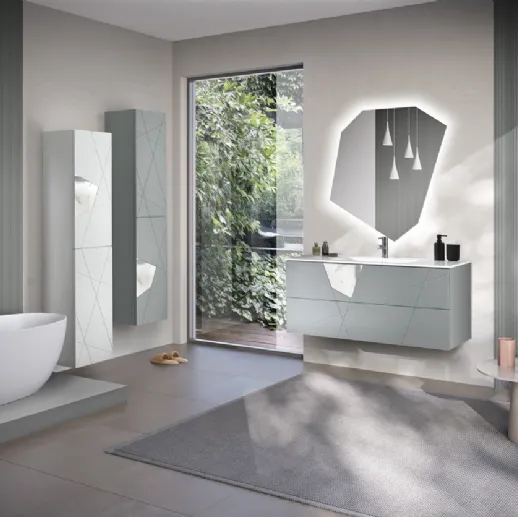 Mobile da Bagno sospeso Crizia laccato Grigio con inserto in laminam Marmo Bianco con colonne laccate Bianco e Grigio con inserto in laminam Marmo Bianco di Bluelife