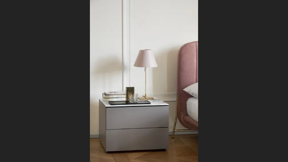 Comodino in laccato opaco Universal di Calligaris
