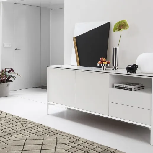 Comò York in laccato Bianco opaco con top in ceramica di Calligaris