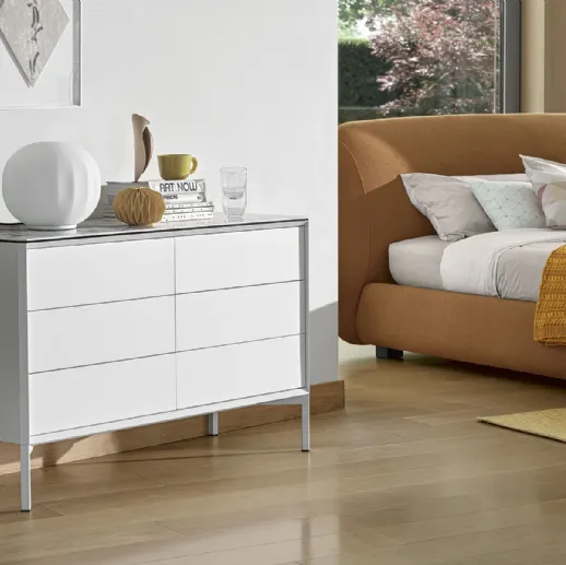 Cassettiera York in laccato Bianco opaco con top in ceramica di Calligaris