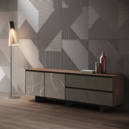 Madia con top in finitura legno Noce Canaletto e ante in gres finitura pietra Avola di Binova