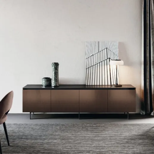Madia in laccato finitura alluminio brunito e top in gres nero Lab di Binova