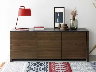 Madia in legno con piano in ceramica Mag 02 di Calligaris