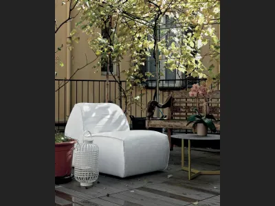 Poltroncina Soft rivestita in tessuto di Tomasella