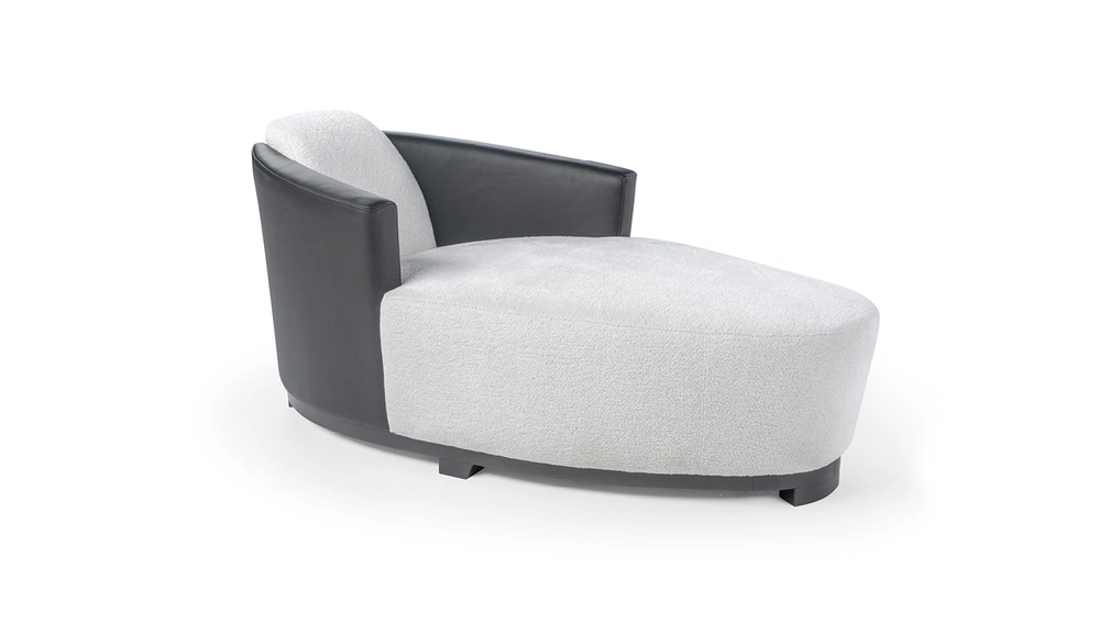 Poltrona Hotel Chaise Longue in tessuto e pelle di Calia