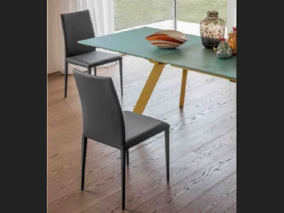 Sedia rivestita in ecopelle Dandy di Altacom
