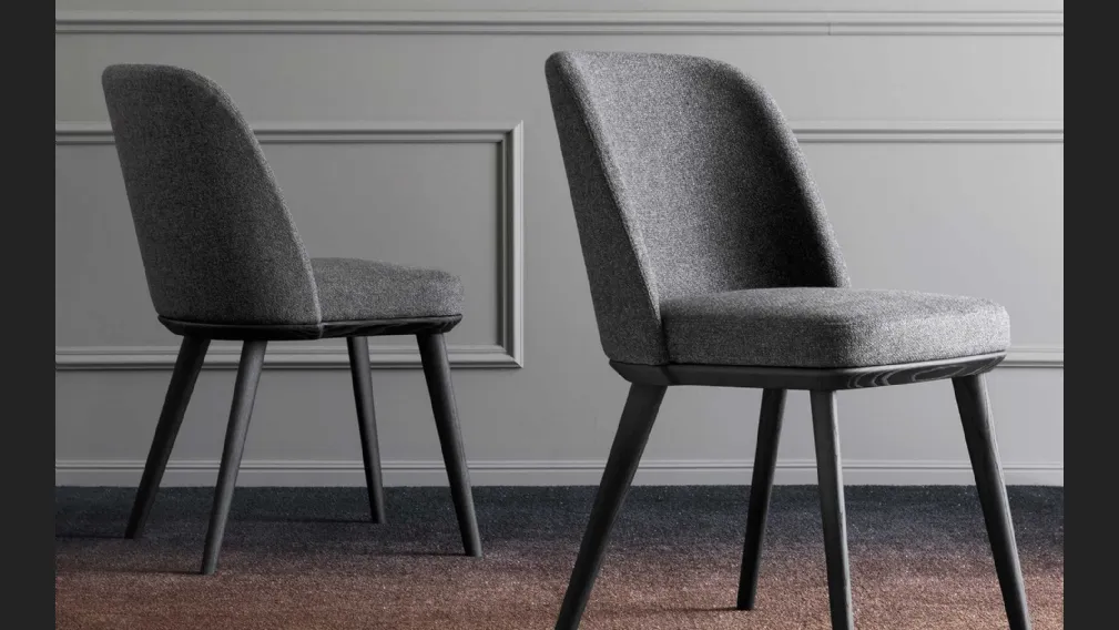 Sedia in tessuto Foyer di Calligaris