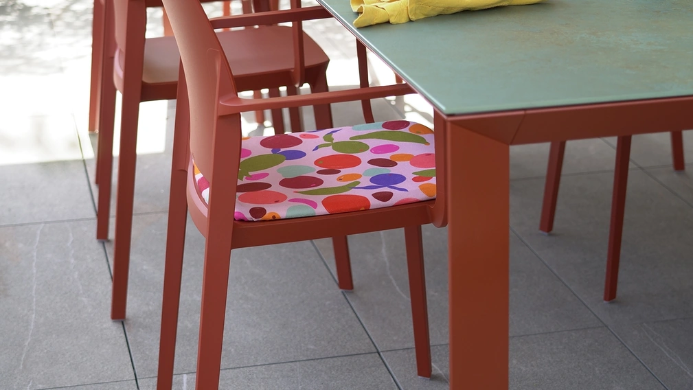 Sedia Tipa Ika Jane di Pointhouse