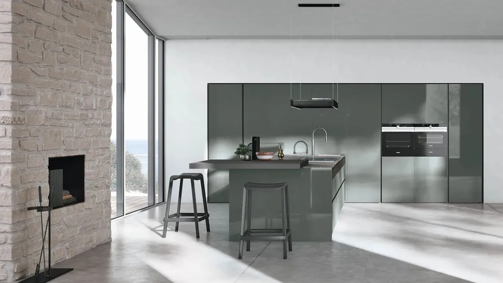 Cucina Moderna con penisola Color Trend 06 di Stosa