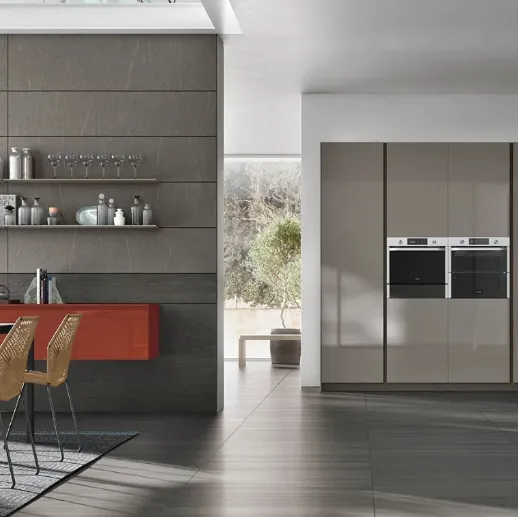 Cucina Moderna ad angolo Color Trend v03 in laccato lucido Salina e Rovere Dark di Stosa